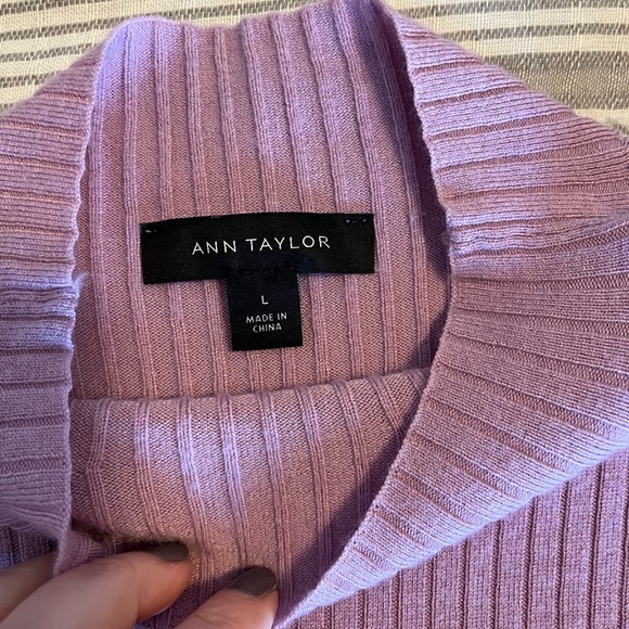 Bundle of two Anne Taylor mock neck tops - Large and XL - Picture 3 of 9